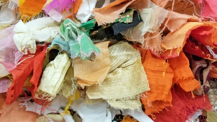 Explicación de 10 significados de los colores de las bolsas Mojo