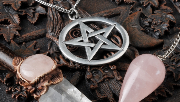 How to Consecrate a Witchcraft Altar