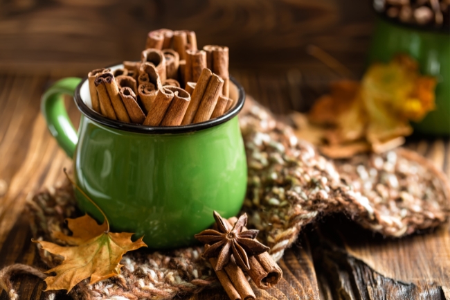 Prepare a Cinnamon Bath for Money featured graphic