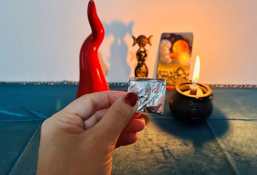 Hechizo del dinero con canela y azúcar paso 3