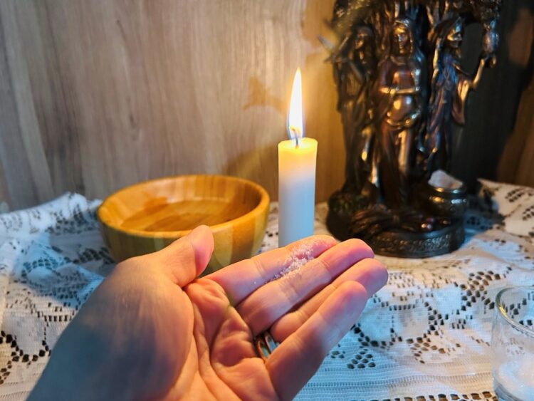 A Cleansing Spell for Your Soul (DIY Cast-Along With Pictures)
